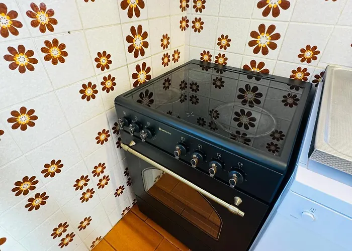 Exclusiva Casa Con Vistas Despejadas Al Mar Y Piscina Privada