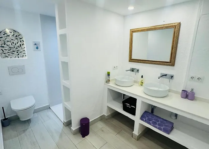 Exclusiva Casa Con Vistas Despejadas Al Mar Y Piscina Privada Vakantiehuis Lloret de Mar