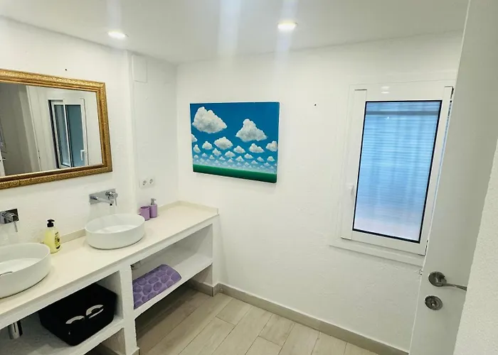 Exclusiva Casa Con Vistas Despejadas Al Mar Y Piscina Privada Vakantiehuis