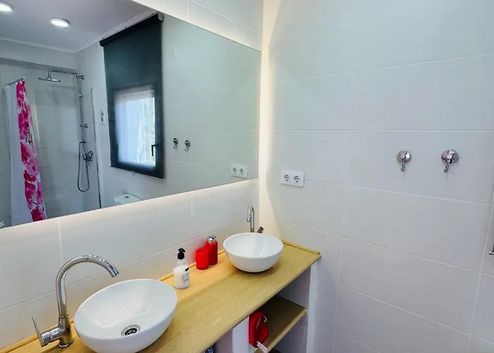 Exclusiva Casa Con Vistas Despejadas Al Mar Y Piscina Privada Vakantiehuis Lloret de Mar