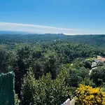 Exclusiva Casa Con Vistas Despejadas Al Mar Y Piscina Privada