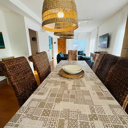 Exclusiva Casa Con Vistas Despejadas Al Mar Y Piscina Privada Lloret de Mar