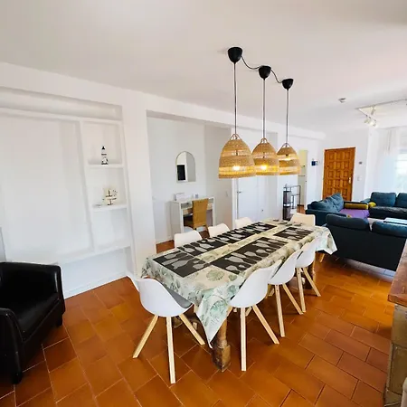 Сasa de vacaciones Exclusiva Casa Con Vistas Despejadas Al Mar Y Piscina Privada
