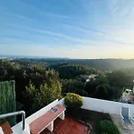 Exclusiva Casa Con Vistas Despejadas Al Mar Y Piscina Privada
